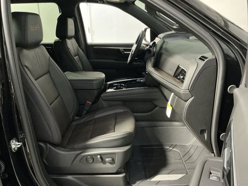 New 2026 Chevrolet Suburban High Country image 36