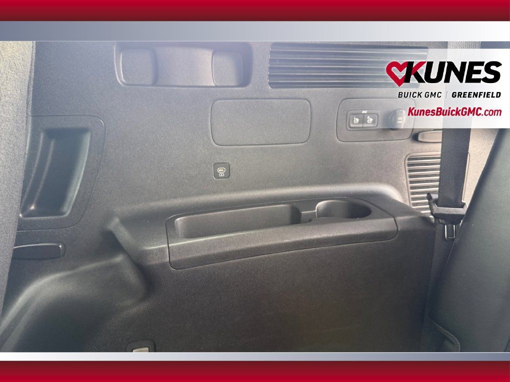 Used 2024 Kia Sorento S FWD image 36