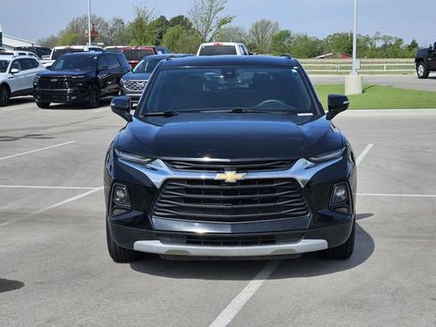 Used 2021 Chevrolet Blazer LT image 2