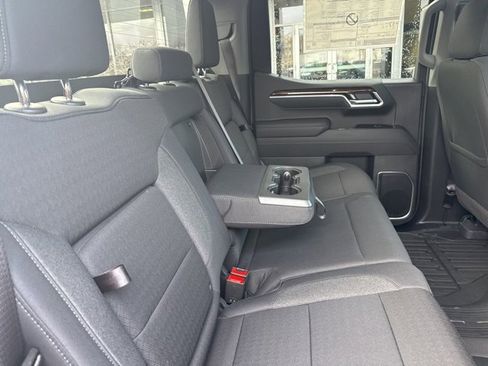 New 2026 GMC Sierra 1500 Elevation w/ LPO, Elevation Black Package image 29