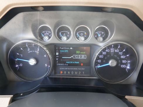 Used 2014 Ford F250 Lariat w/ Chrome Package image 24