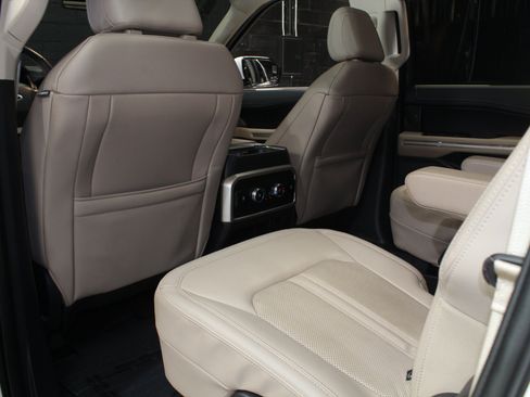 Used 2023 Ford Expedition Max Limited AWD/4WD image 40