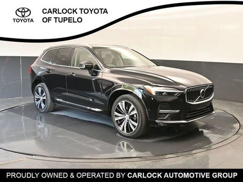 Used 2023 Volvo XC60 B5 Plus w/ Climate Package AWD/4WD image 5