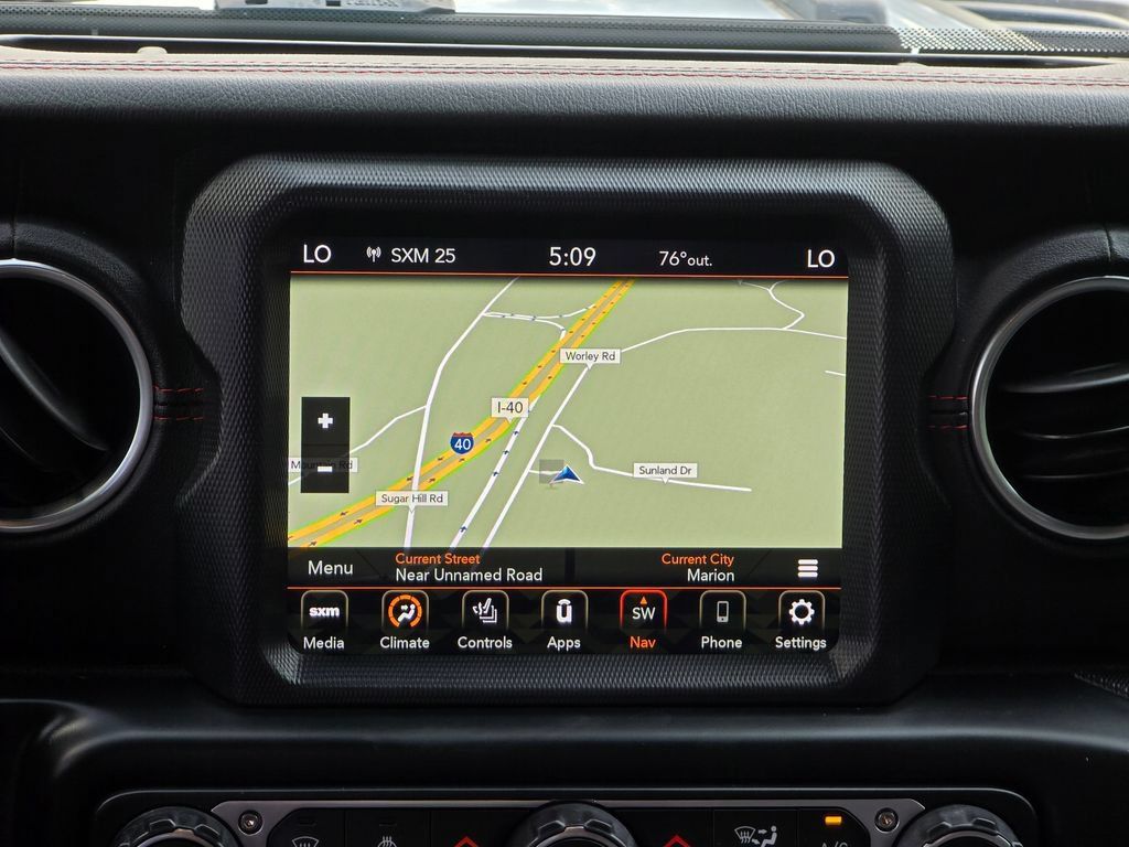 Used 2020 Jeep Gladiator Rubicon AWD/4WD image 8