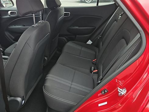 New 2025 Hyundai Venue SEL image 11