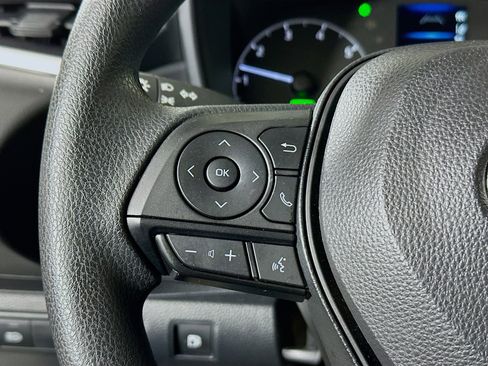 Used 2024 Toyota Corolla LE w/ LE Convenience Package FWD image 16