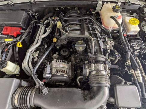 Used 2023 Jeep Wrangler Sahara image 30