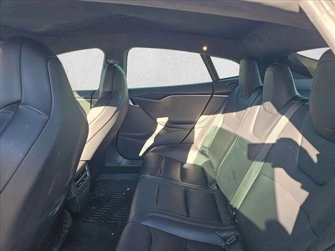 Used 2019 Tesla Model S 100D image 10