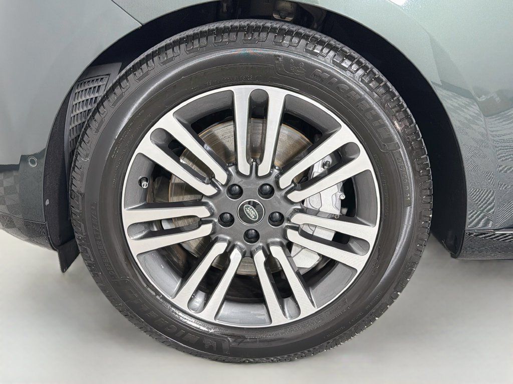 Certified 2024 Land Rover Range Rover SE AWD/4WD image 34