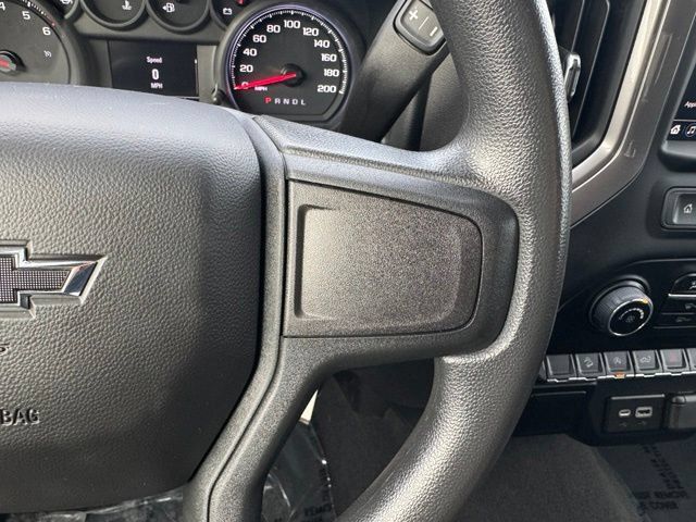 Used 2022 Chevrolet Silverado 1500 Custom Trail Boss AWD/4WD image 25