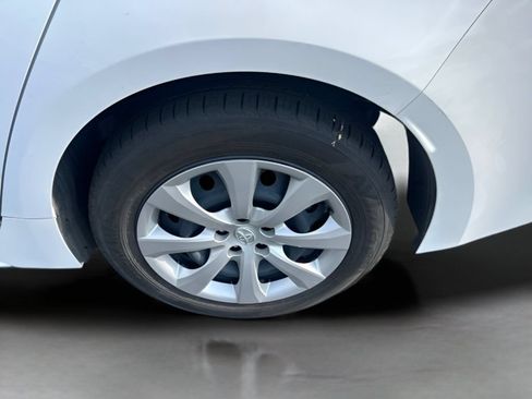 Used 2024 Toyota Corolla LE FWD image 15