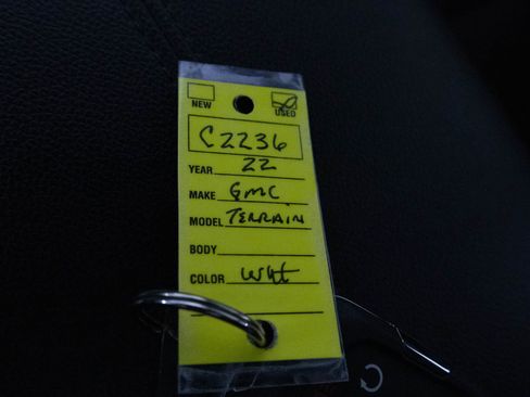 Certified 2022 GMC Terrain SLT w/ Elevation Edition image 64