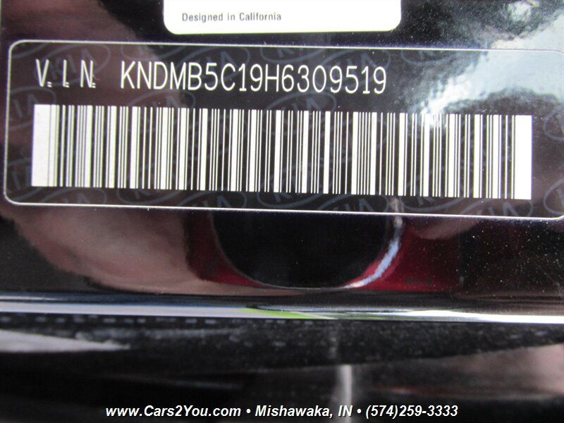 Used 2017 Kia Sedona LX w/ LX Essentials Premium Package FWD image 40