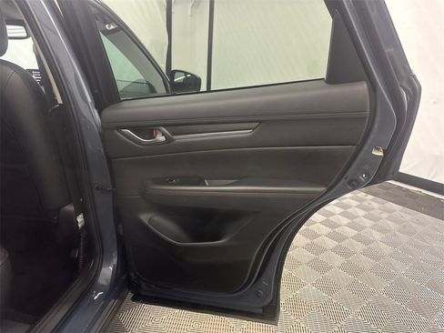 Used 2024 MAZDA CX-5 Carbon Edition image 17