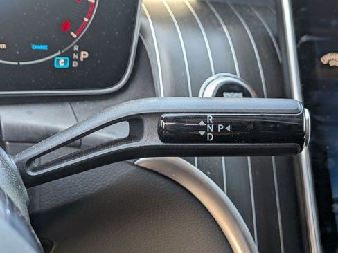 Used 2026 Mercedes-Benz GLC 300 image 11