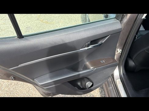 Used 2024 Toyota Camry SE image 23