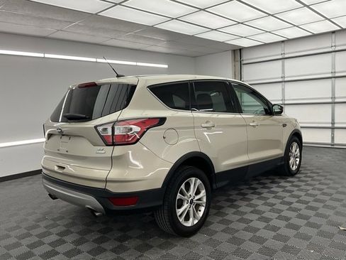 Used 2017 Ford Escape SE w/ SE Cold Weather Package image 23
