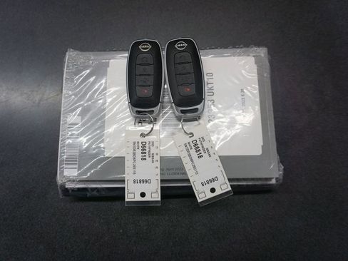 Used 2023 Nissan Pathfinder Rock Creek image 17