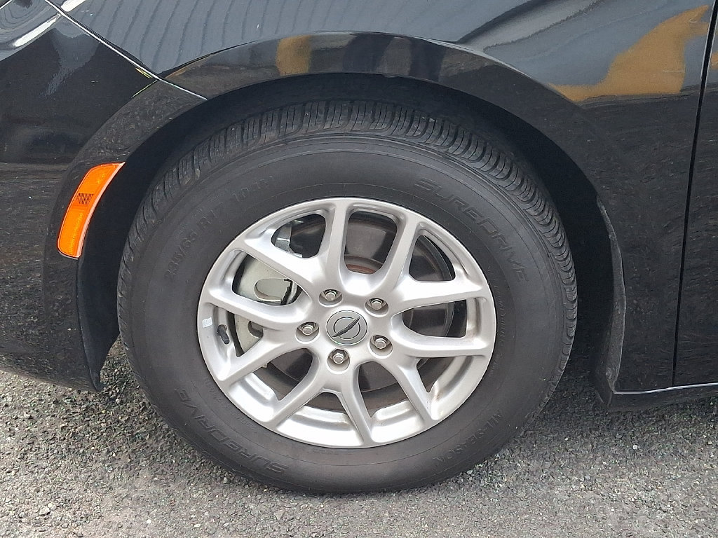 Used 2024 Chrysler Pacifica Touring-L FWD image 8