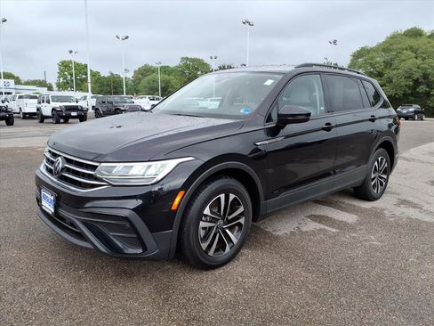 Used 2023 Volkswagen Tiguan S w/ Driver Assistance Package FWD image 8