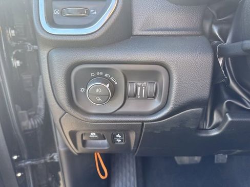 Used 2025 RAM 1500 Laramie image 14