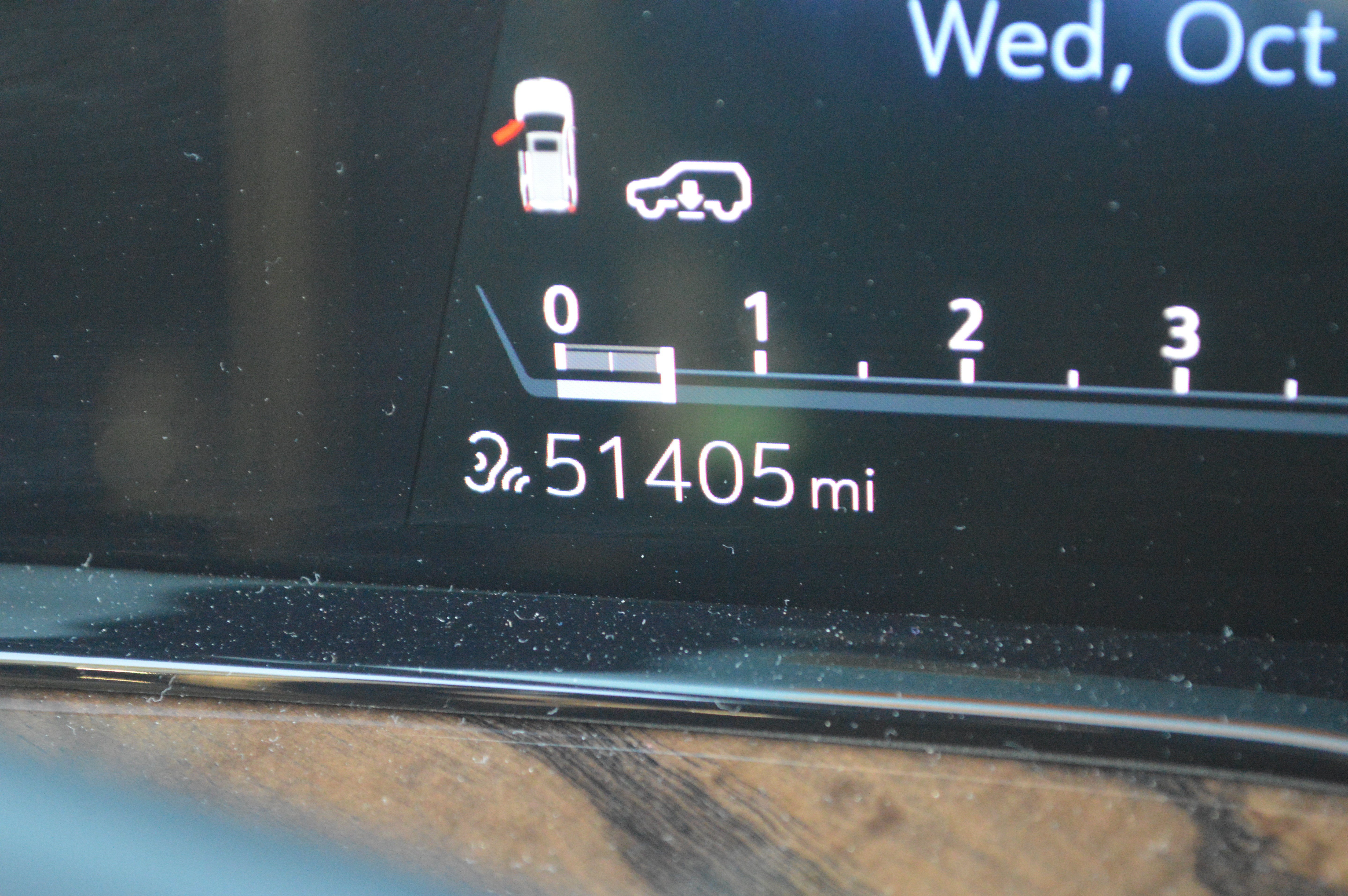 Used 2021 Cadillac Escalade Premium Luxury Platinum AWD/4WD image 14