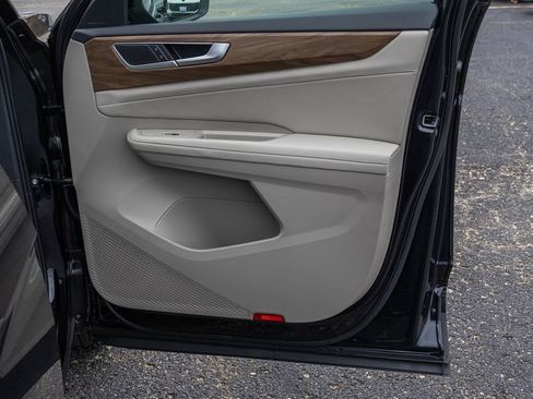 New 2026 Volkswagen Atlas SE image 42