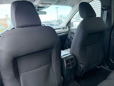 Used 2025 Ford Escape Active w/ Cold Weather Package image 19