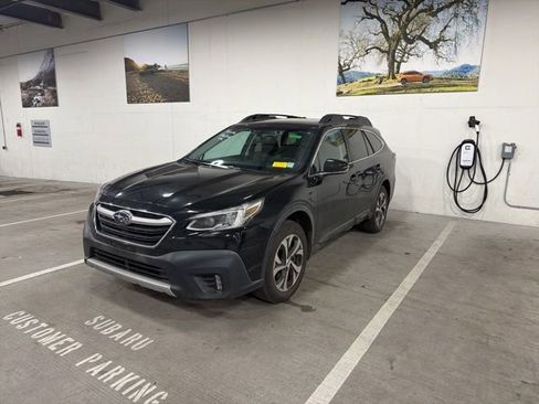 Used 2020 Subaru Outback Limited image 2