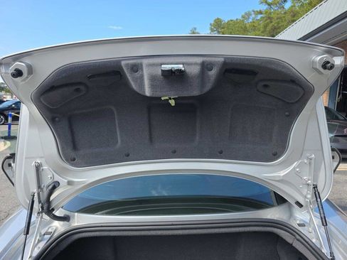 Used 2016 Maserati GranTurismo MC image 18