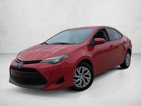 Used 2019 Toyota Corolla LE image 1