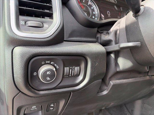 Used 2020 RAM 1500 Laramie AWD/4WD image 16