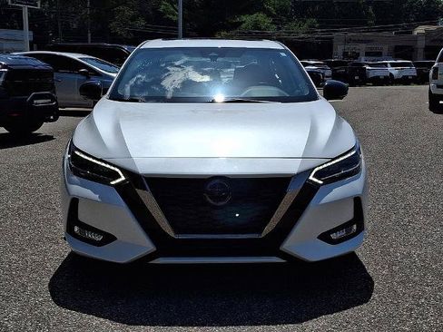 Certified 2023 Nissan Sentra SR w/ SR Premium Package FWD image 3