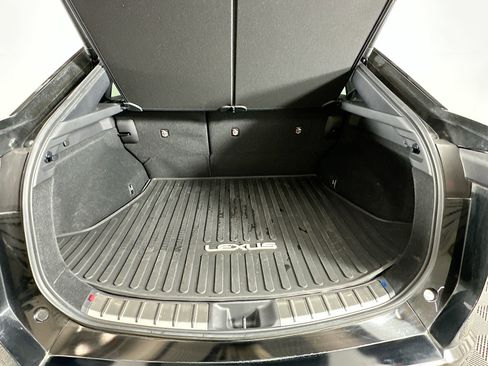 Used 2023 Lexus RZ 450e Premium w/ Technology Package AWD/4WD image 29