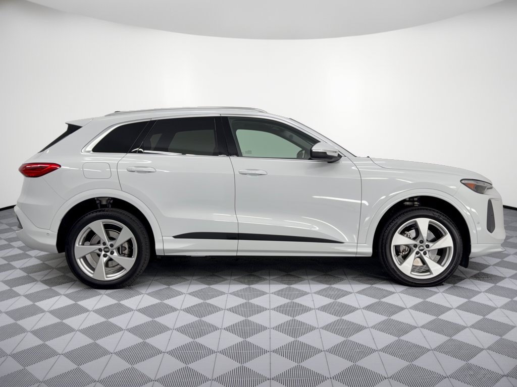 Used 2026 Audi Q5 Premium Plus AWD/4WD image 8