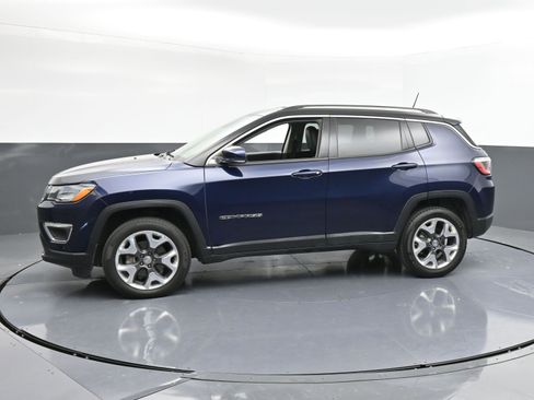 Used 2019 Jeep Compass Limited image 5