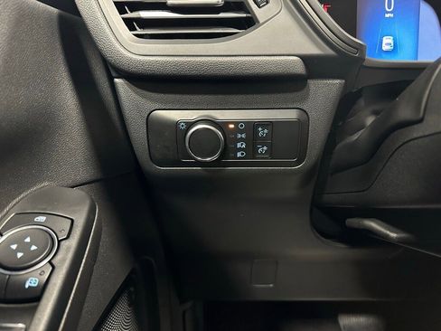 Used 2025 Ford Escape Active image 17