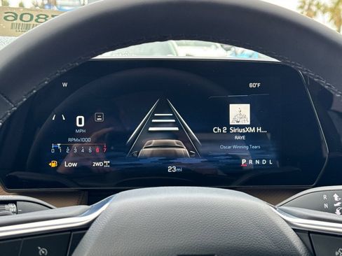 New 2025 Chevrolet Equinox ACTIV w/ Safety and Technology Package image 25