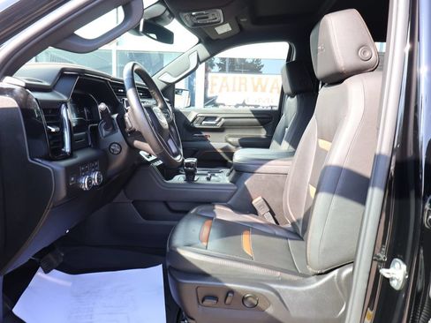 Used 2023 GMC Sierra 1500 AT4 w/ AT4 Premium Package AWD/4WD image 14