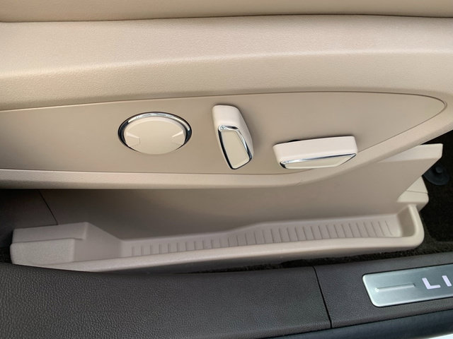 Certified 2023 Lincoln Nautilus Reserve AWD/4WD image 14