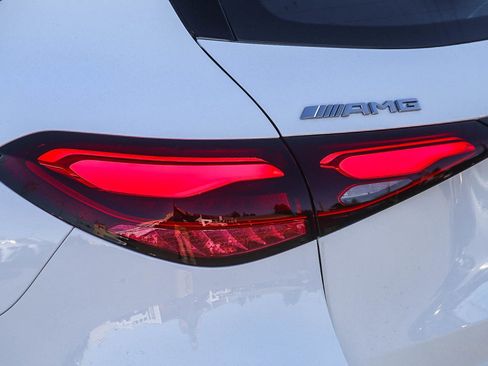 New 2026 Mercedes-Benz GLC 43 AMG 4MATIC image 8