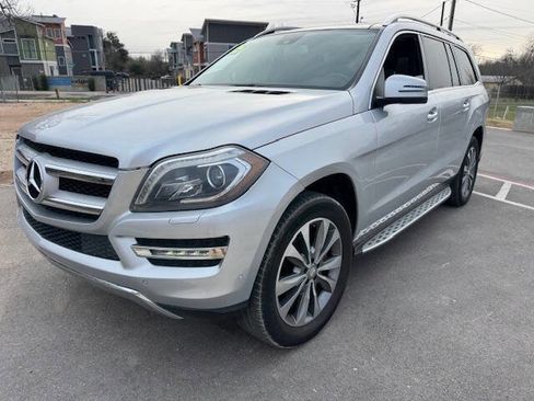Used 2015 Mercedes-Benz GL 450 4MATIC image 4