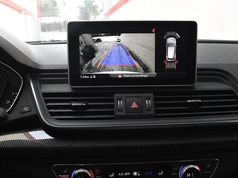 Used 2020 Audi SQ5 Premium Plus w/ Premium Plus Package image 36