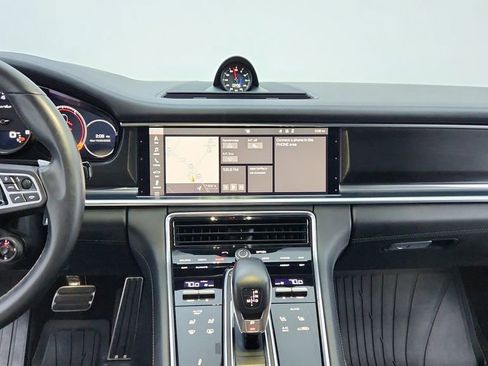 Used 2019 Porsche Panamera Turbo image 31