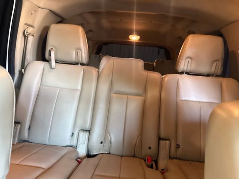 Used 2016 Ford Expedition EL Limited RWD image 23