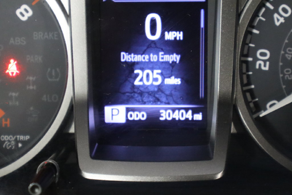 Used 2023 Toyota Tacoma SR5 AWD/4WD image 40