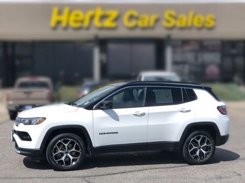 Used 2025 Jeep Compass Limited AWD/4WD image 1