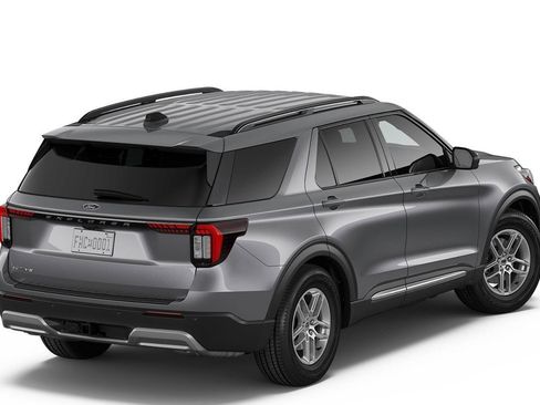 New 2026 Ford Explorer Active w/ Active Comfort Package RWD image 3