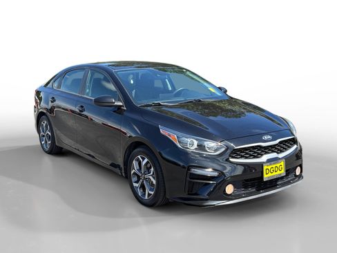 Used 2019 Kia Forte LXS FWD image 7