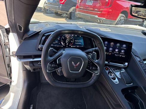 Used 2023 Chevrolet Corvette Stingray Preferred Cpe w/ Z51 Performance Package RWD image 3